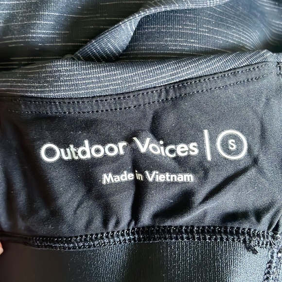 Outdoor Voices Black Workout Tank with Built-in Bra - Picture 3 of 6